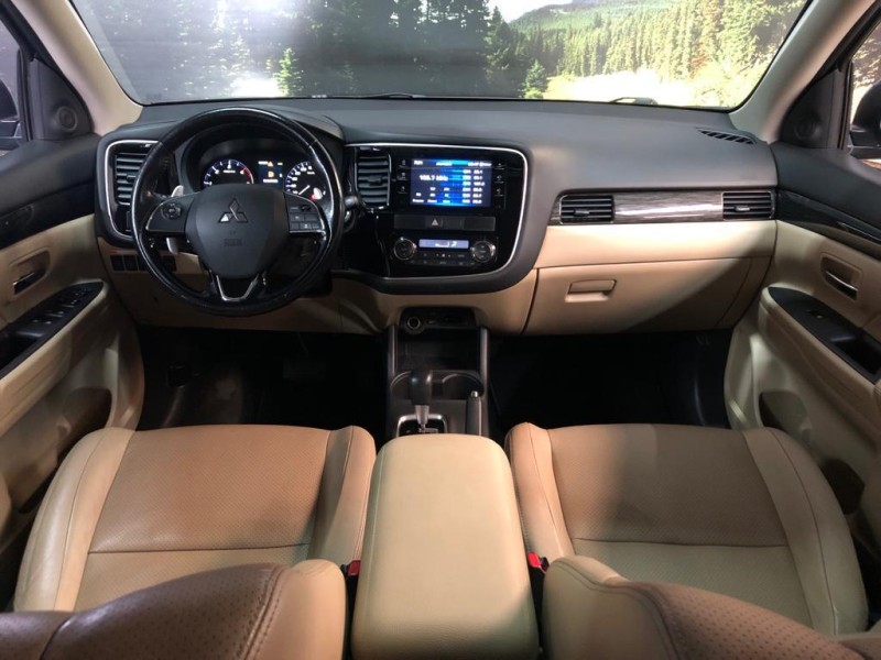 OUTLANDER 2.2 4X4 16V DIESEL 4P AUTOMÁTICO - 2016 - CAXIAS DO SUL