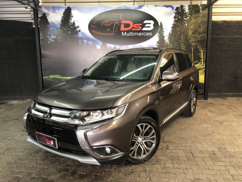outlander 2.2 4x4 16v diesel 4p automatico 2016 caxias do sul