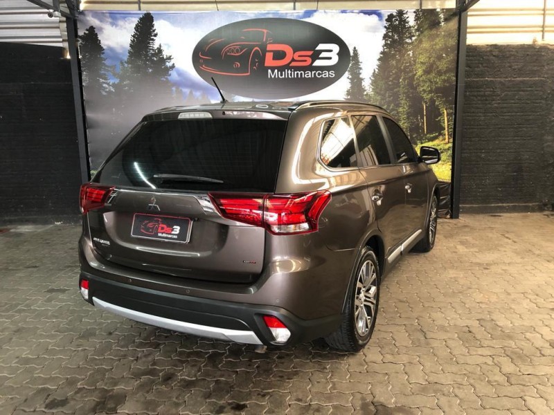 OUTLANDER 2.2 4X4 16V DIESEL 4P AUTOMÁTICO - 2016 - CAXIAS DO SUL