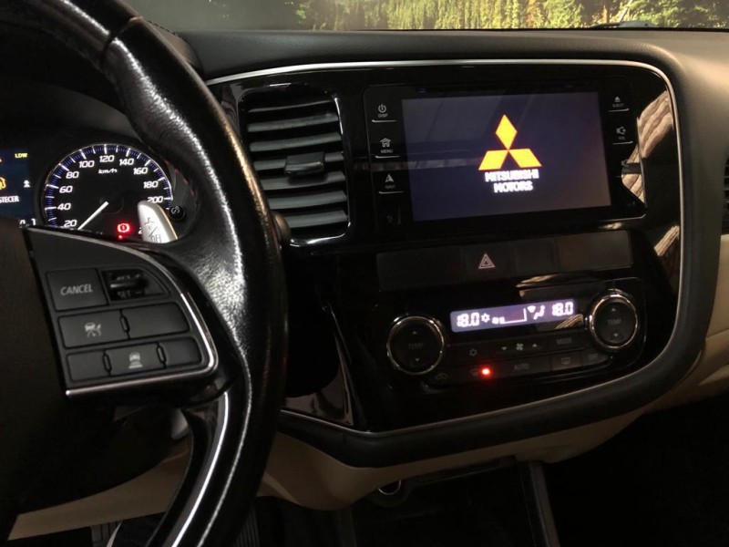 OUTLANDER 2.2 4X4 16V DIESEL 4P AUTOMÁTICO - 2016 - CAXIAS DO SUL
