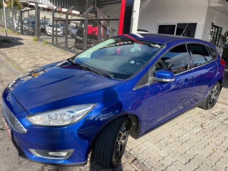 FOCUS 2.0 TITANIUM 16V FLEX 4P AUTOMÁTICO - 2016 - CAXIAS DO SUL