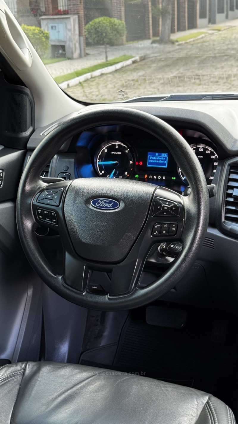 RANGER 2.2 TD XLS CD 4X4 DIESEL 4P AUTOMÁTICA - 2017 - LAJEADO