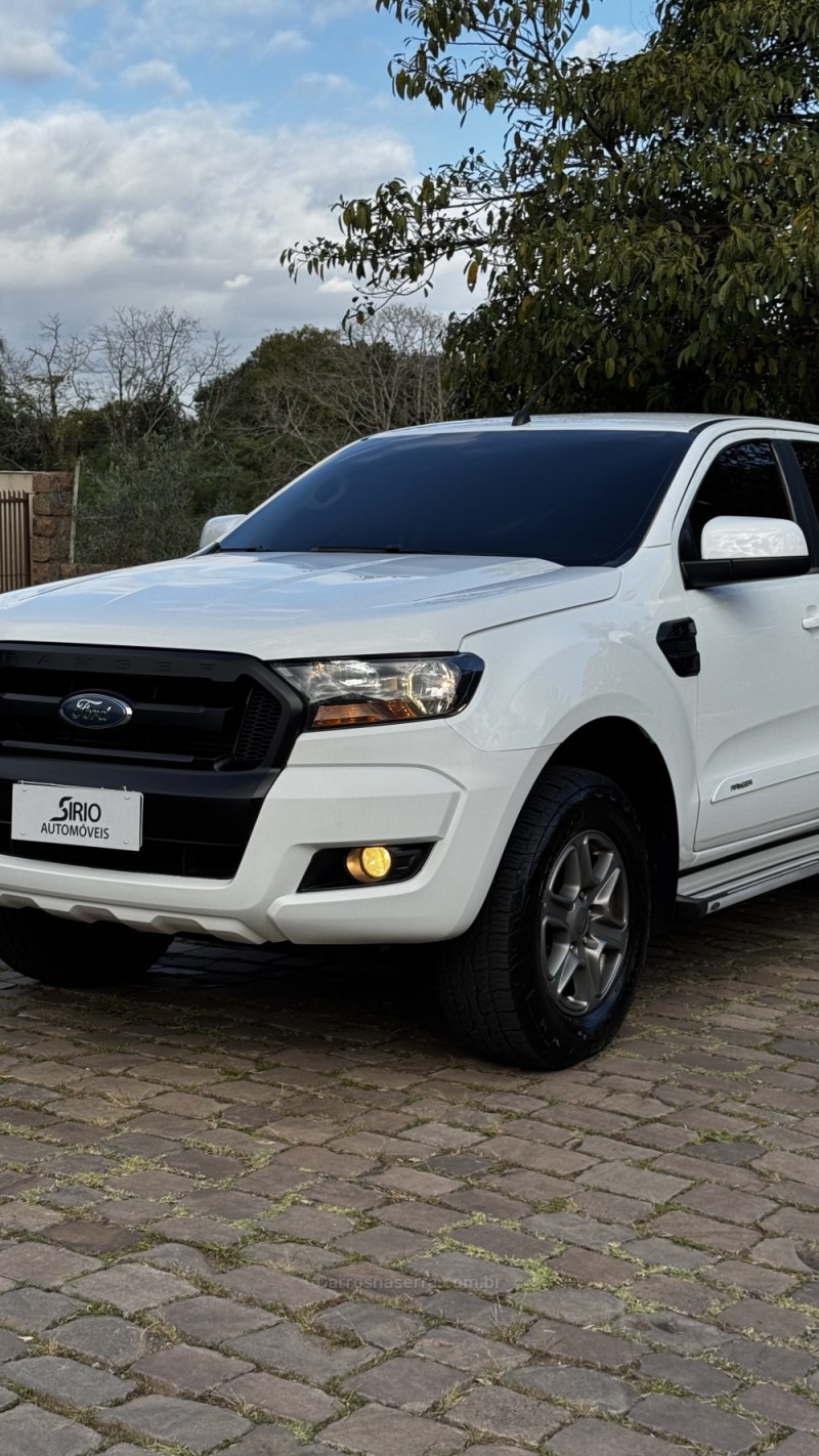 RANGER 2.2 TD XLS CD 4X4 DIESEL 4P AUTOMÁTICA - 2017 - LAJEADO