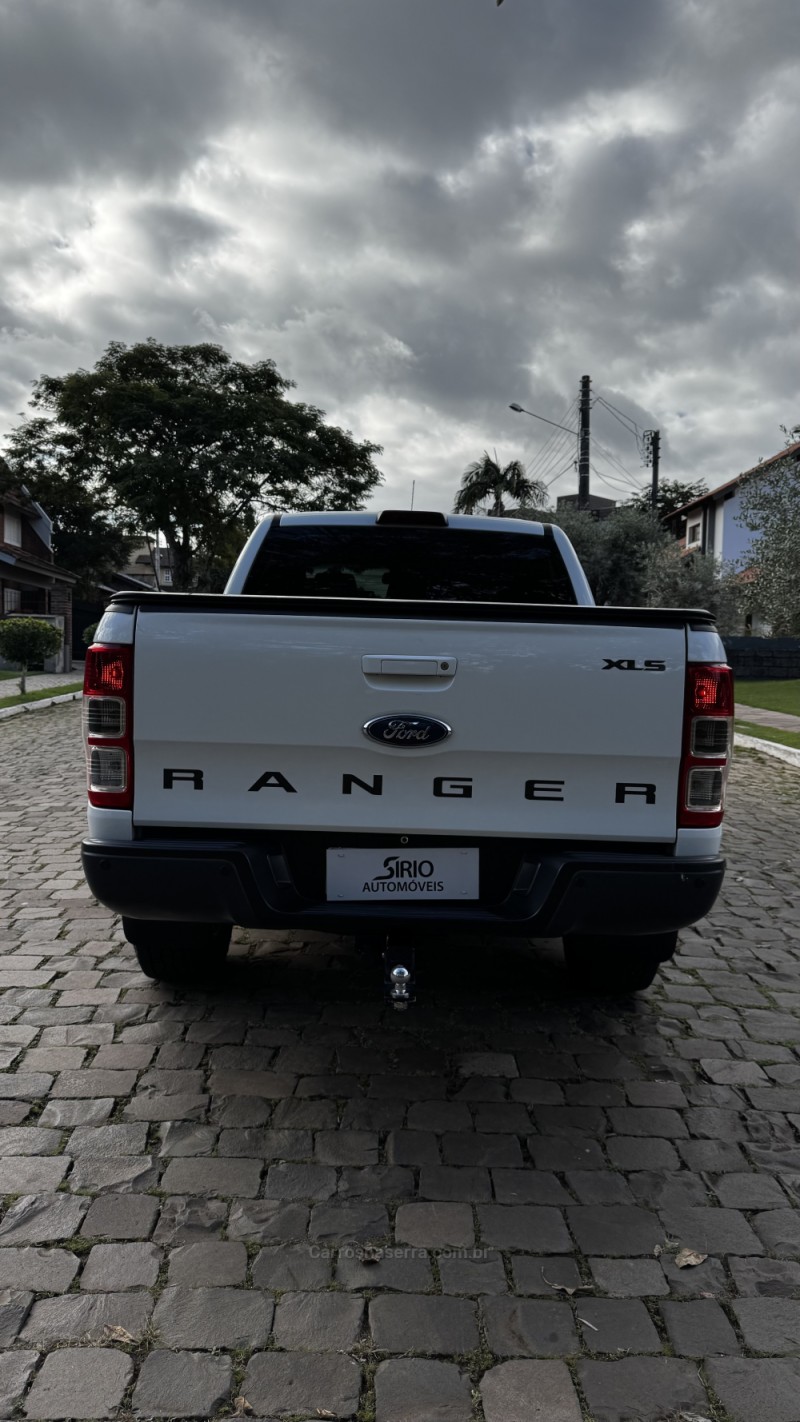 RANGER 2.2 TD XLS CD 4X4 DIESEL 4P AUTOMÁTICA - 2017 - LAJEADO