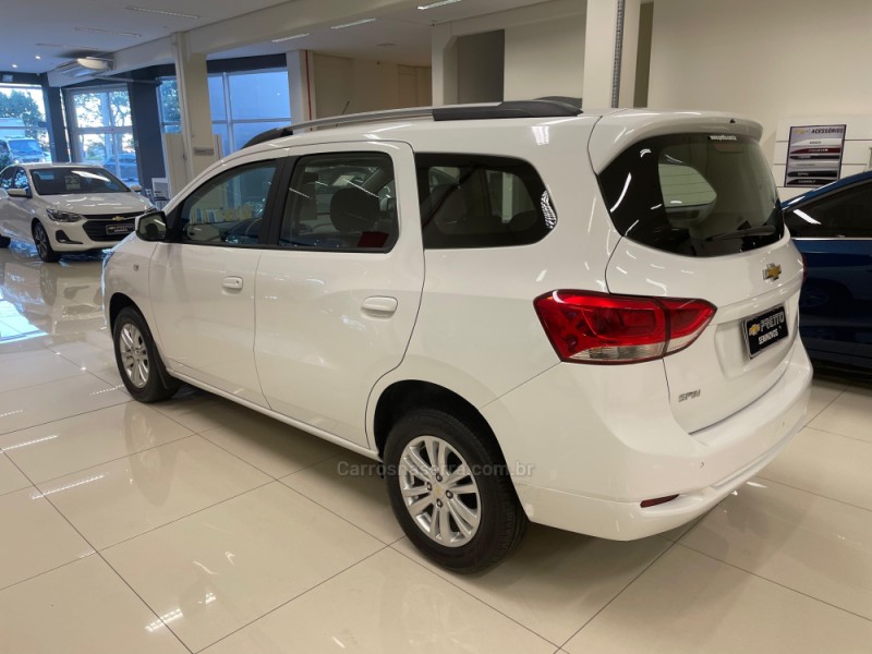 SPIN 1.8 LT 8V FLEX 4P MANUAL - 2023 - VERANóPOLIS