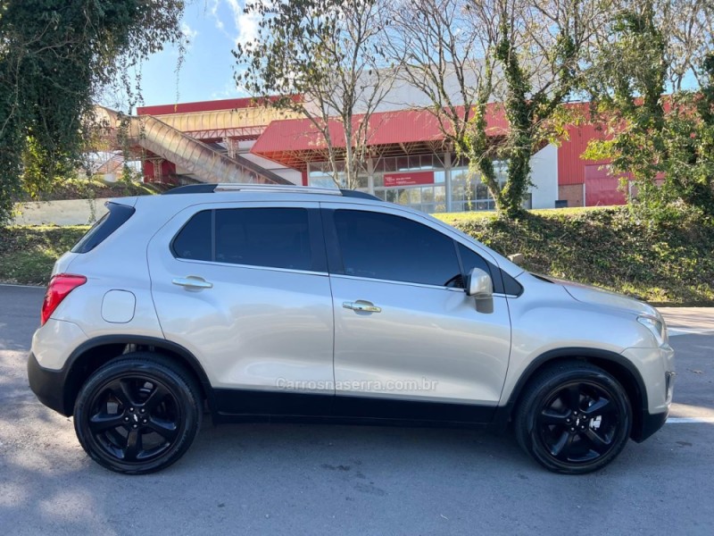 TRACKER 1.8 MPFI LTZ 4X2 16V FLEX 4P AUTOMÁTICO - 2015 - BENTO GONçALVES