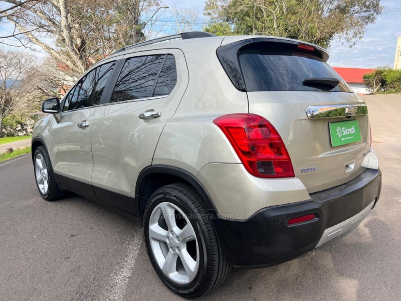 TRACKER 1.8 MPFI LTZ 4X2 16V FLEX 4P AUTOMÁTICO - 2015 - BENTO GONçALVES
