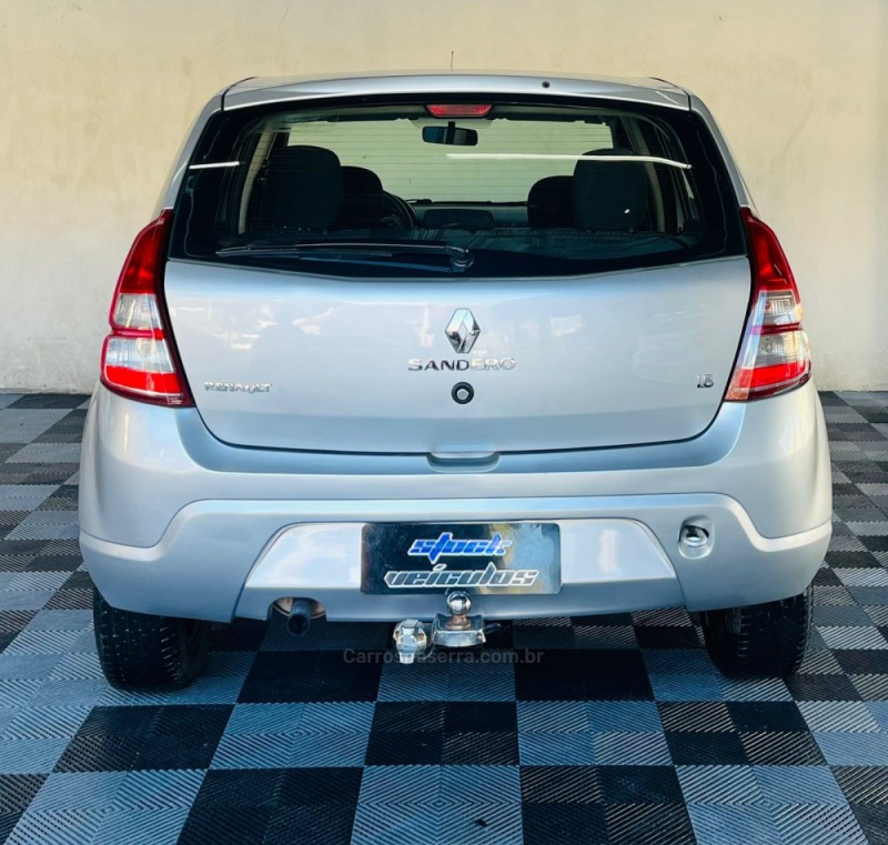 SANDERO 1.6 EXPRESSION 8V FLEX 4P MANUAL - 2013 - NOVO HAMBURGO