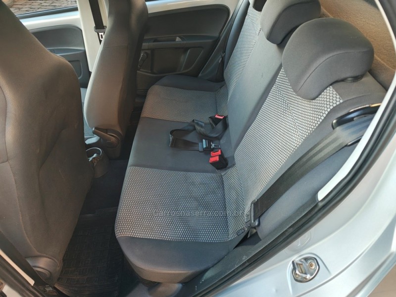 UP 1.0 MPI MOVE UP 12V FLEX 4P MANUAL - 2015 - GUAPORé