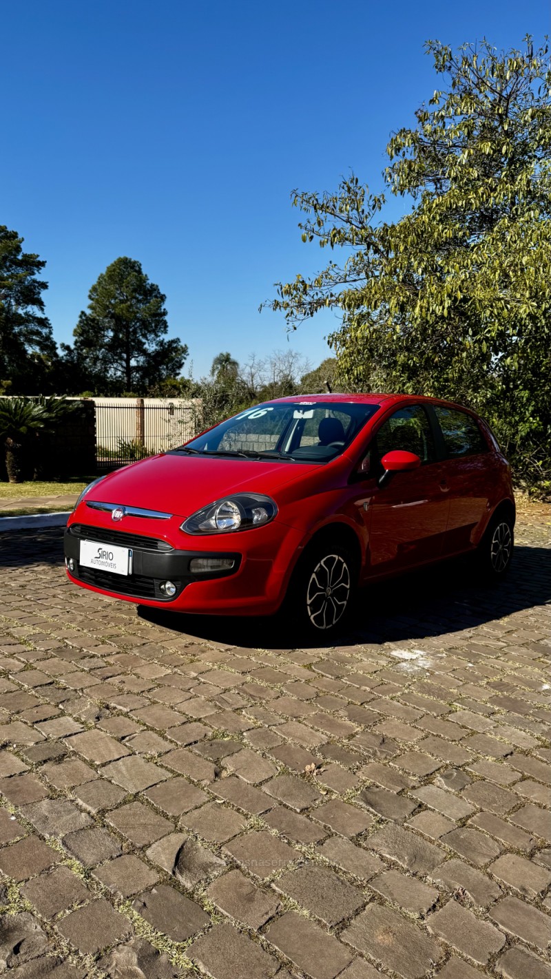 PUNTO 1.4 ATTRACTIVE ITALIA 8V FLEX 4P MANUAL - 2016 - LAJEADO