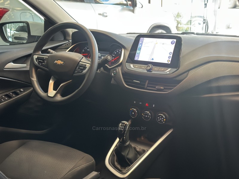 ONIX 1.0 LT 12V FLEX 4P MANUAL - 2024 - ESTâNCIA VELHA