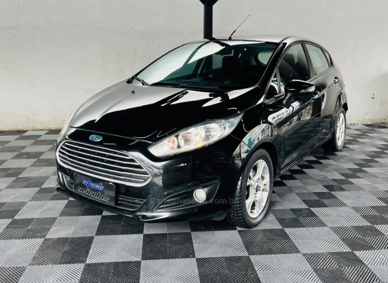 fiesta 1.6 se hatch 16v flex 4p automatico 2014 novo hamburgo