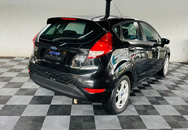 FIESTA 1.6 SE HATCH 16V FLEX 4P AUTOMÁTICO - 2014 - NOVO HAMBURGO