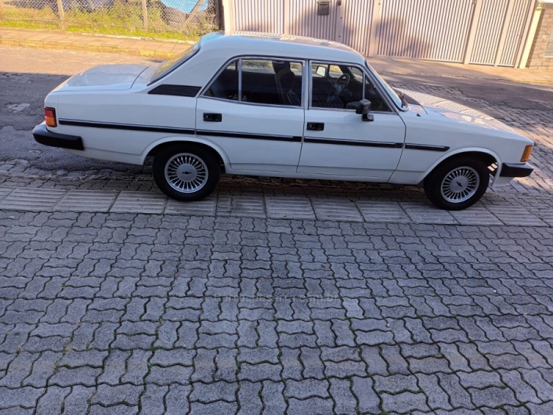 OPALA 2.5 COMODORO 8V GASOLINA 4P MANUAL - 1990 - BENTO GONçALVES