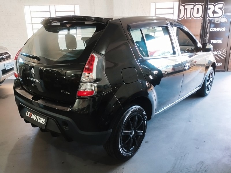 SANDERO 1.6 GT LINE LIMITED FLEX 4P MANUAL - 2014 - CAXIAS DO SUL