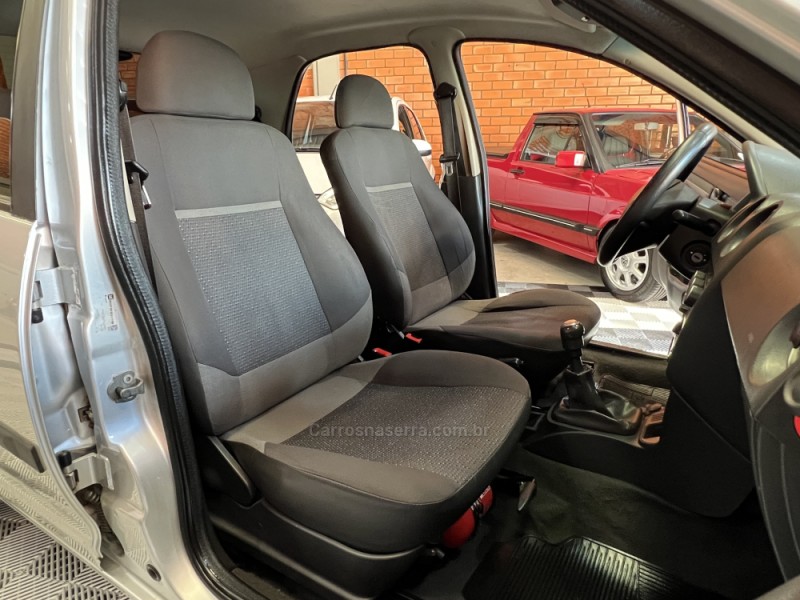 CELTA 1.0 MPFI LT 8V FLEX 4P MANUAL - 2014 - BENTO GONçALVES