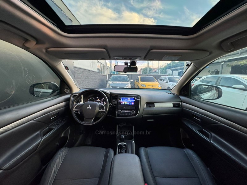 OUTLANDER 3.0 GT 4X4 V6 24V GASOLINA 4P AUTOMÁTICO - 2014 - ESTâNCIA VELHA