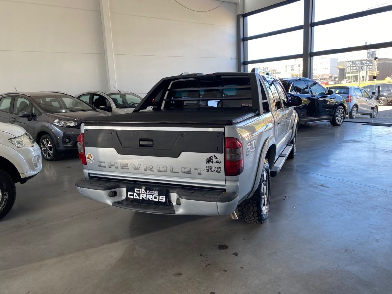 S10 2.4 MPFI EXECUTIVE 4X2 CD 8V FLEX 4P MANUAL - 2011 - LAJEADO