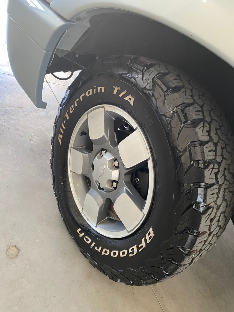 S10 2.4 MPFI EXECUTIVE 4X2 CD 8V FLEX 4P MANUAL - 2011 - LAJEADO
