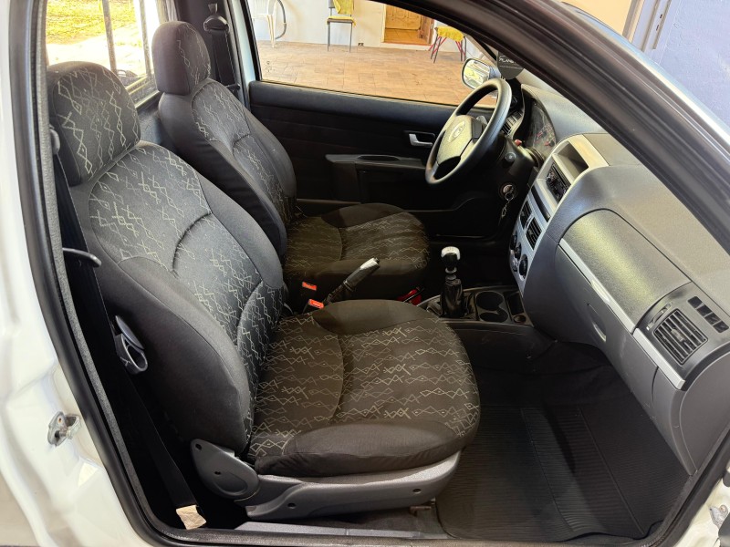 STRADA 1.4 MPI TREKKING CS 8V FLEX 2P MANUAL - 2009 - FARROUPILHA