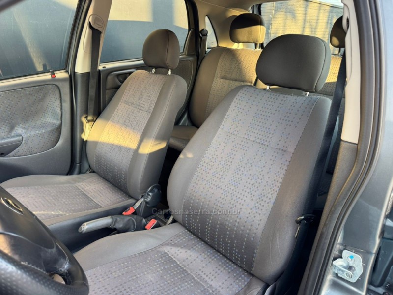 CORSA 1.4 MPFI MAXX 8V FLEX 4P MANUAL - 2012 - ESTâNCIA VELHA