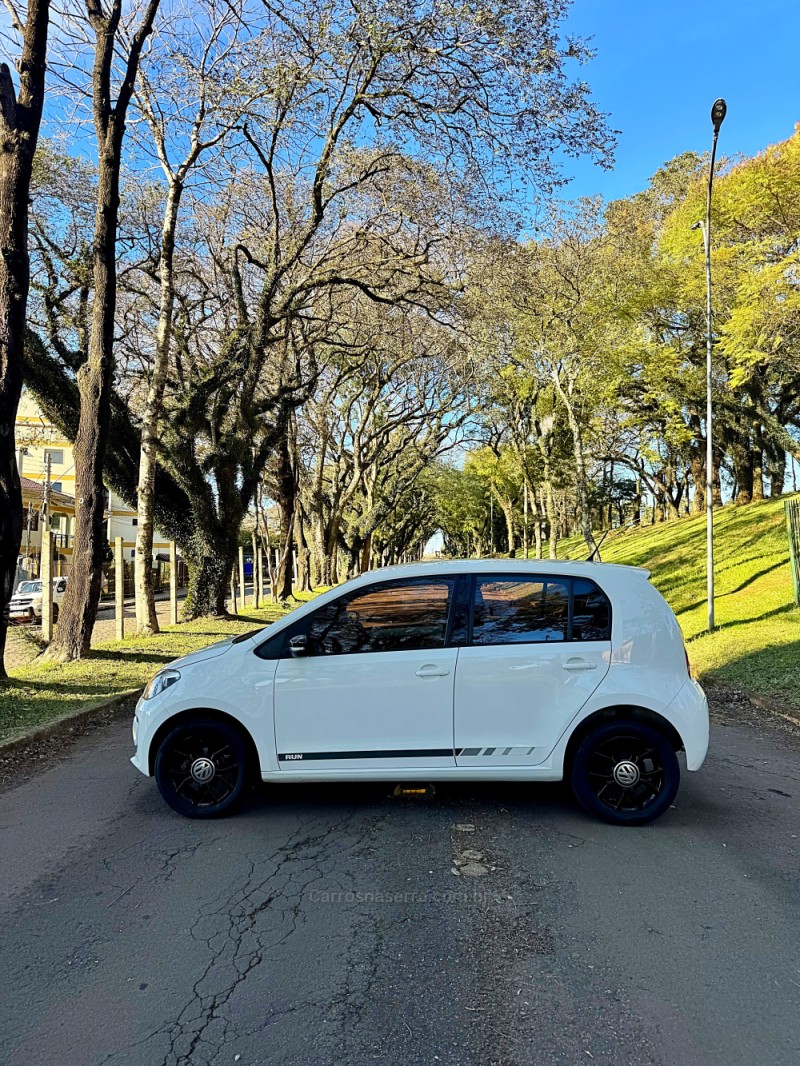 UP 1.0 MPI RUN UP 12V FLEX 4P AUTOMATIZADO - 2017 - PASSO FUNDO