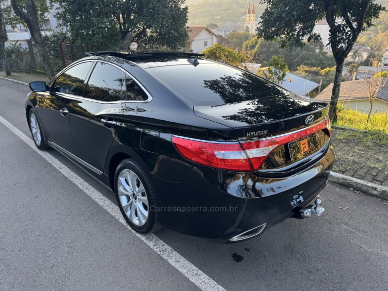 AZERA 3.0 MPFI GLS V6 24V GASOLINA 4P AUTOMÁTICO - 2013 - NOVA ARAçá
