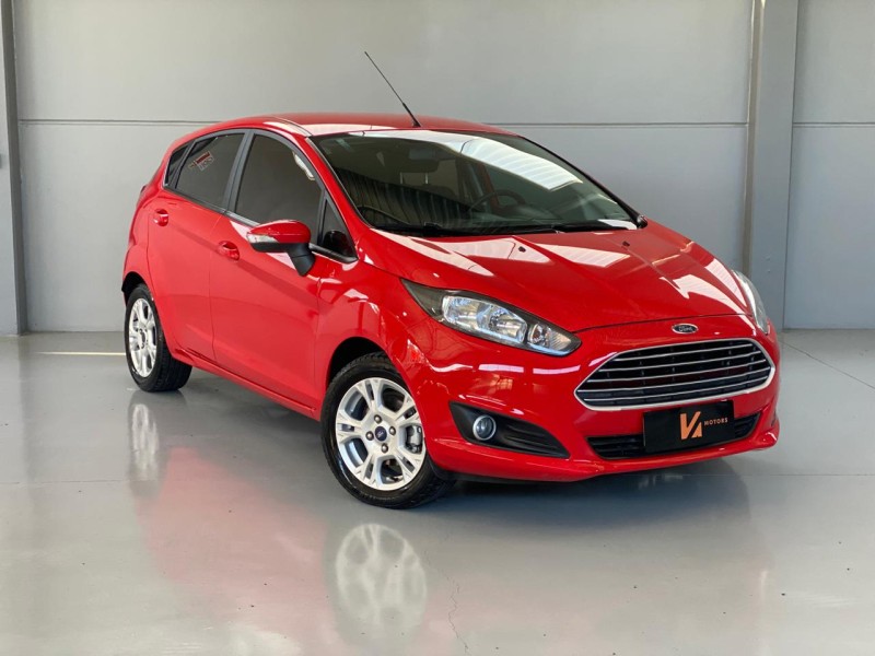 fiesta 1.6 sel hatch 16v flex 4p manual 2017 carlos barbosa