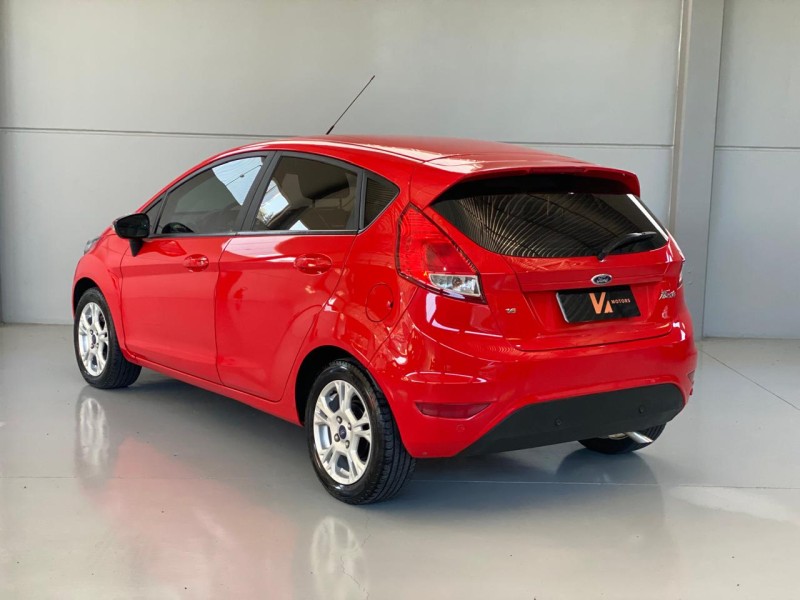 FIESTA 1.6 SEL HATCH 16V FLEX 4P MANUAL - 2017 - CARLOS BARBOSA