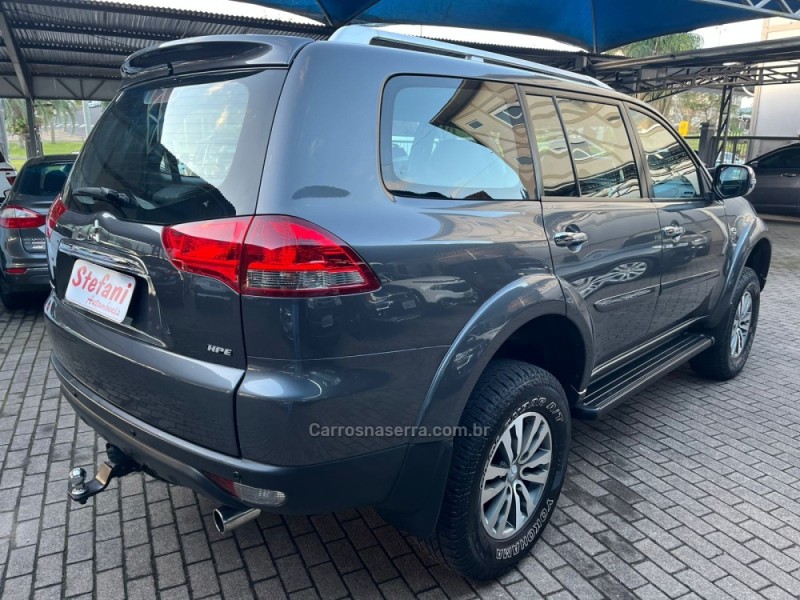 PAJERO 3.2 HPE 4X4 7 LUGARES 16V TURBO INTERCOOLER DIESEL 4P AUTOMÁTICO - 2018 - FELIZ