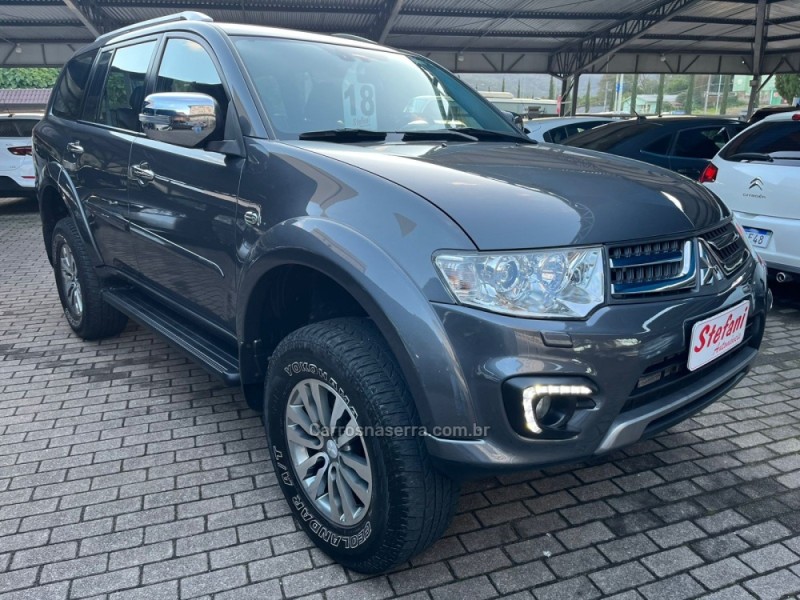 PAJERO 3.2 HPE 4X4 7 LUGARES 16V TURBO INTERCOOLER DIESEL 4P AUTOMÁTICO - 2018 - FELIZ