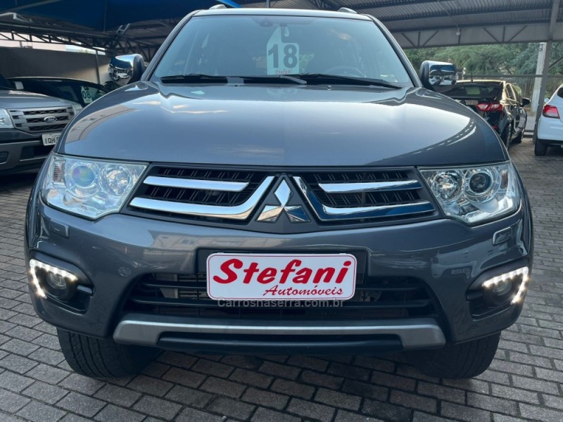 PAJERO 3.2 HPE 4X4 7 LUGARES 16V TURBO INTERCOOLER DIESEL 4P AUTOMÁTICO - 2018 - FELIZ
