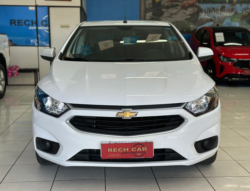 ONIX 1.4 MPFI LT 8V FLEX 4P MANUAL - 2018 - CAXIAS DO SUL