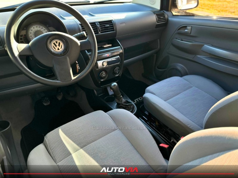 FOX 1.6 MI PLUS 8V FLEX 4P MANUAL - 2009 - SAPIRANGA