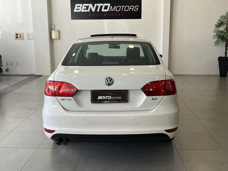 JETTA 2.0 COMFORTLINE FLEX 4P TIPTRONIC - 2014 - BENTO GONçALVES
