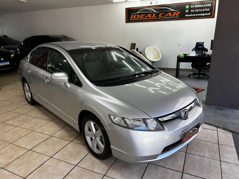 CIVIC 1.8 LXS 16V GASOLINA 4P MANUAL - 2008 - CAXIAS DO SUL