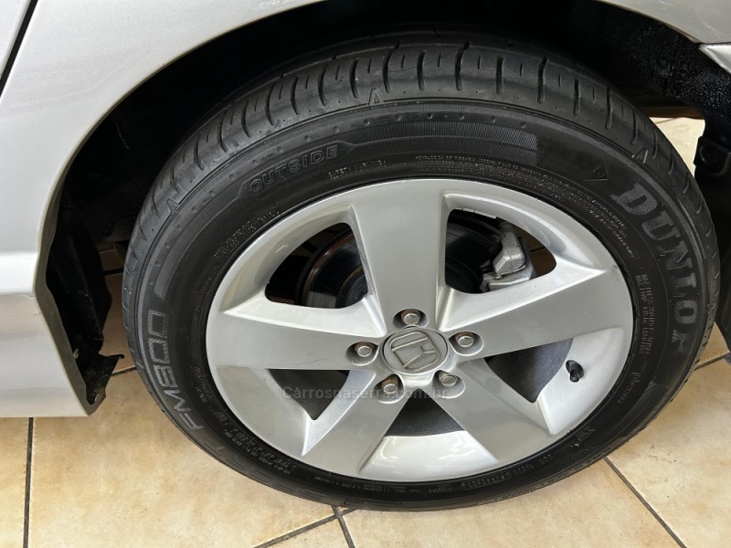 CIVIC 1.8 LXS 16V GASOLINA 4P MANUAL - 2008 - CAXIAS DO SUL