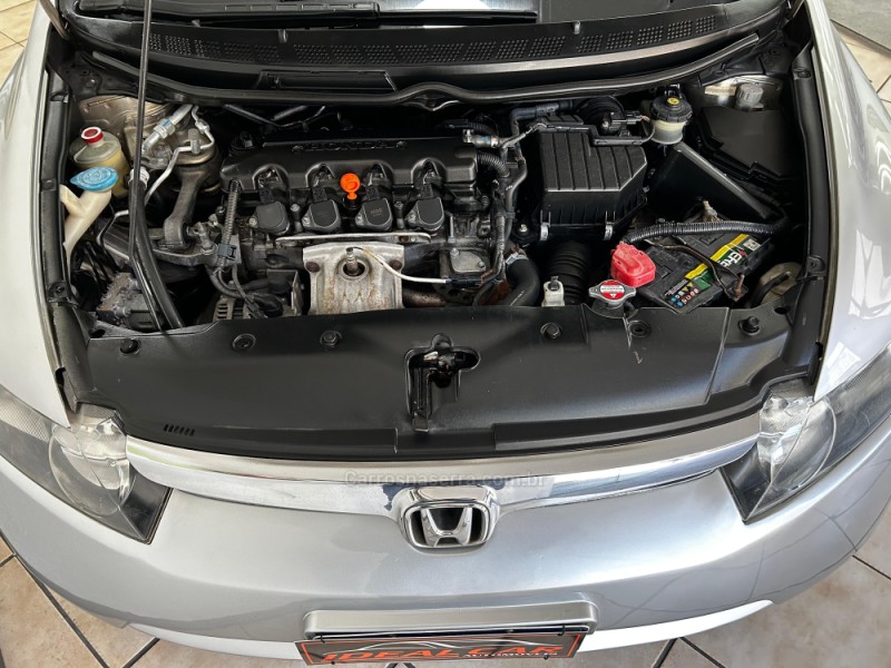 CIVIC 1.8 LXS 16V GASOLINA 4P MANUAL - 2008 - CAXIAS DO SUL