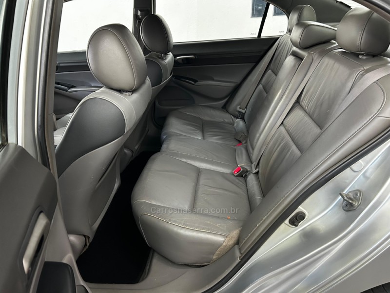 CIVIC 1.8 LXS 16V GASOLINA 4P MANUAL - 2008 - CAXIAS DO SUL