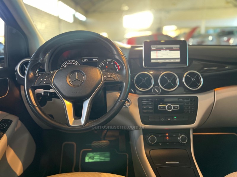 B 200 1.6 SPORT TURBO GASOLINA 4P AUTOMÁTICO - 2013 - CAXIAS DO SUL