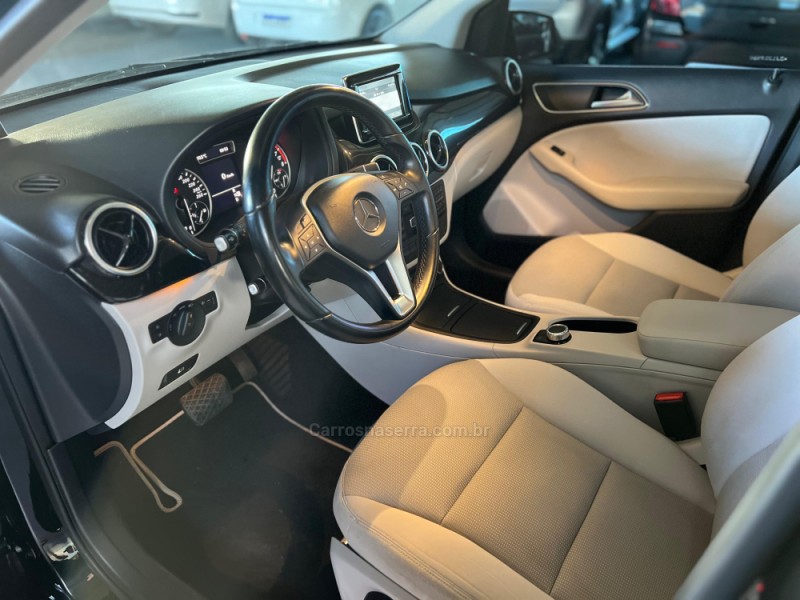 B 200 1.6 SPORT TURBO GASOLINA 4P AUTOMÁTICO - 2013 - CAXIAS DO SUL