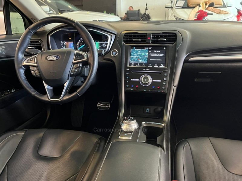 FUSION 2.0 TITANIUM AWD 16V GASOLINA 4P AUTOMÁTICO - 2017 - BENTO GONçALVES