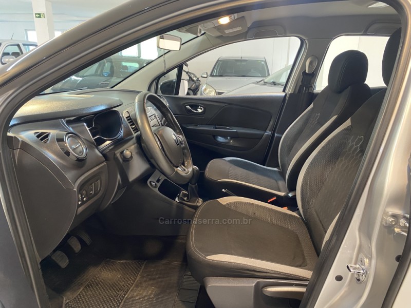 CAPTUR 1.6 16V SCE FLEX ZEN MANUAL - 2019 - BENTO GONçALVES
