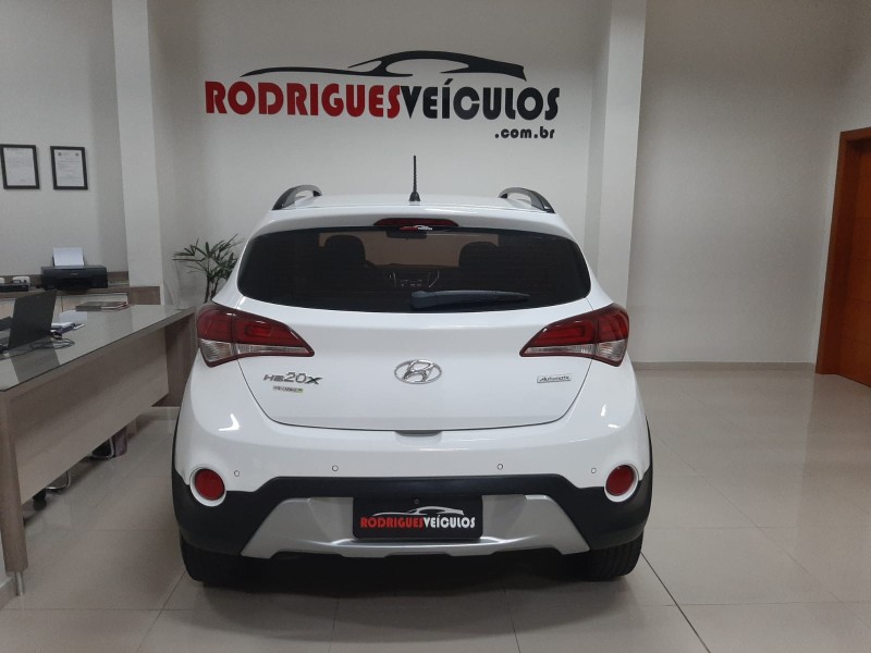 HB20X 1.6 16V PREMIUM FLEX 4P AUTOMÁTICO - 2017 - CAXIAS DO SUL