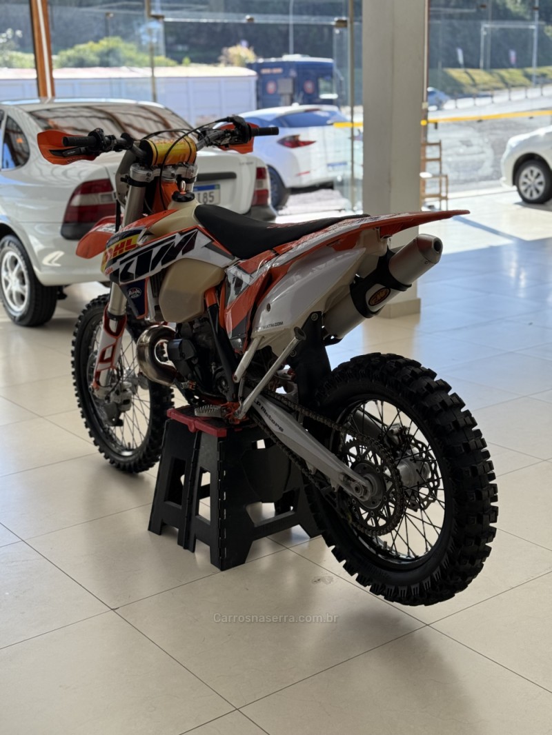 EXC 300 GASOLINA - 2015 - FARROUPILHA