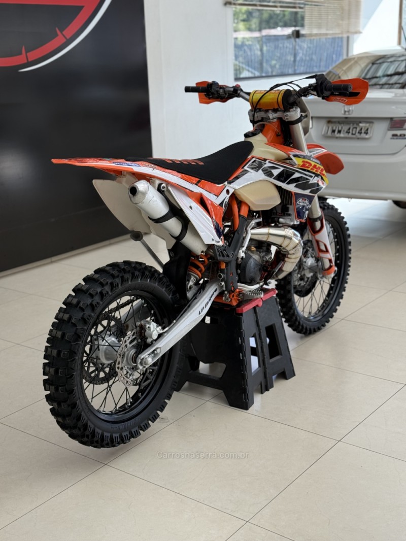 EXC 300 GASOLINA - 2015 - FARROUPILHA
