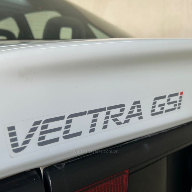 VECTRA 2.0 SFI GSI 16V GASOLINA 4P MANUAL - 1994 - VACARIA