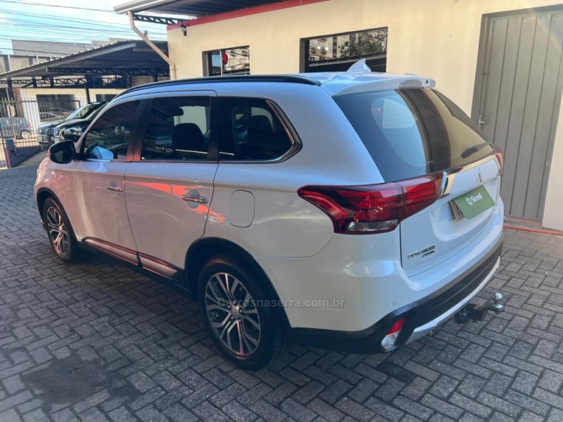 OUTLANDER 2.2 4X4 16V DIESEL 4P AUTOMÁTICO - 2016 - NOVO HAMBURGO