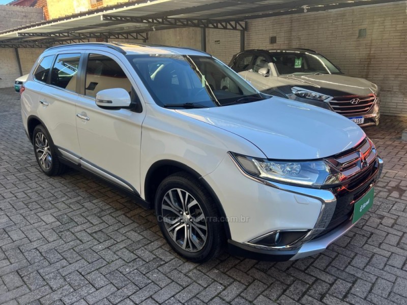 OUTLANDER 2.2 4X4 16V DIESEL 4P AUTOMÁTICO - 2016 - NOVO HAMBURGO