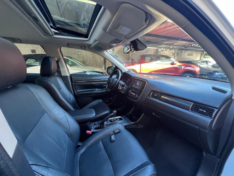OUTLANDER 2.2 4X4 16V DIESEL 4P AUTOMÁTICO - 2016 - NOVO HAMBURGO